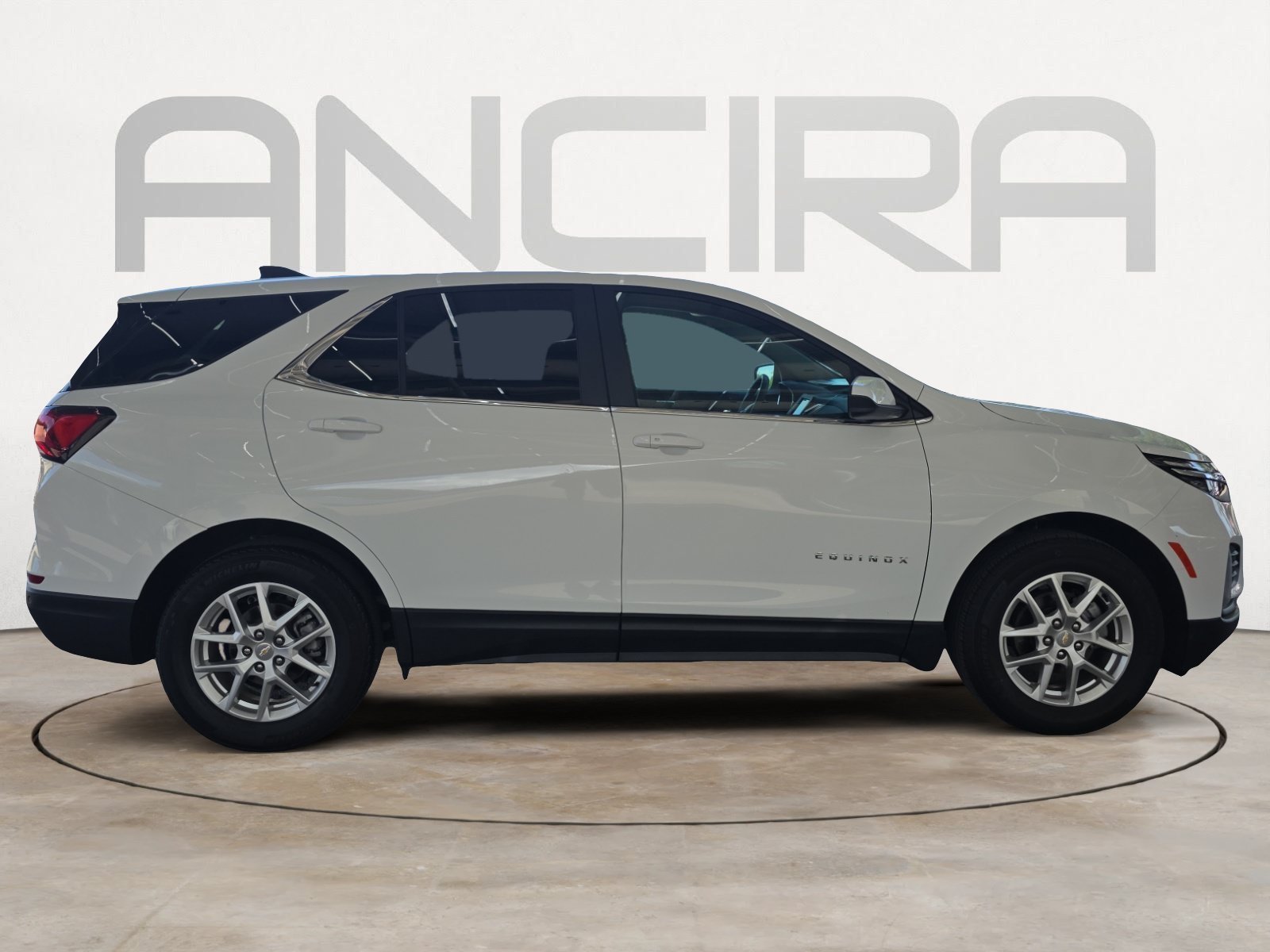 Used 2024 Summit White Chevrolet LT image 9