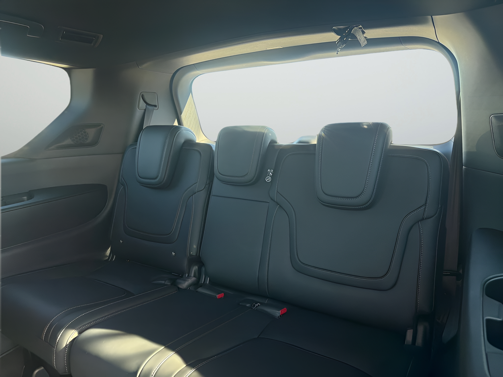 2026 Nissan Armada PRO-4X - Photo 44