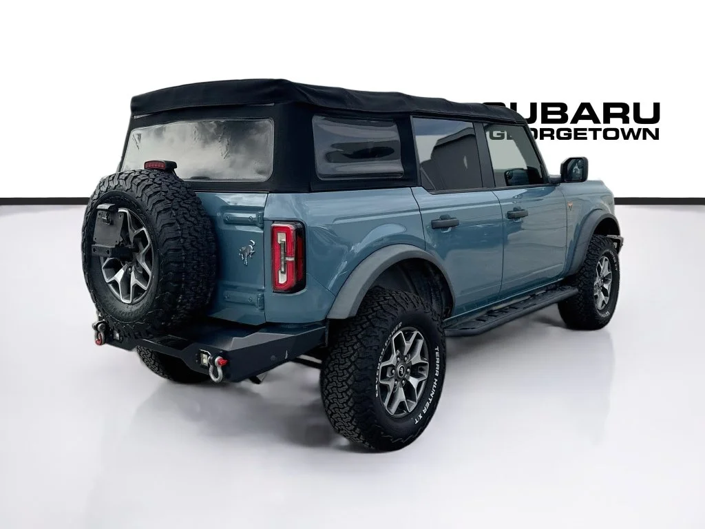 Used 2022 Gray Ford Badlands image 7