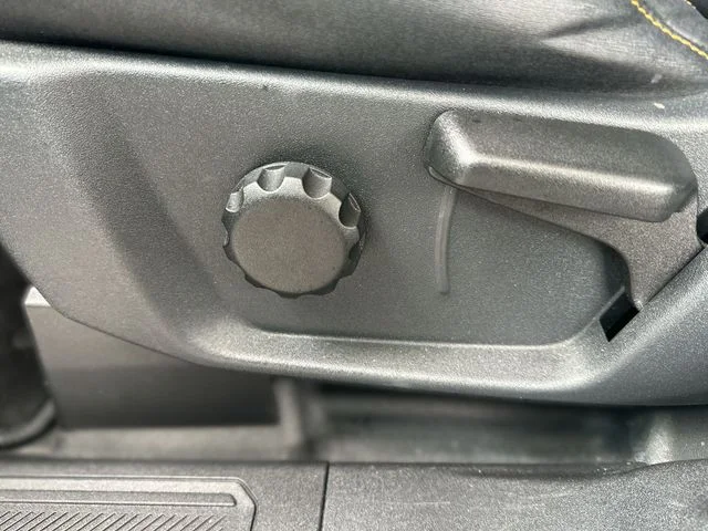 Used 2023 Gray Ford Badlands image 13