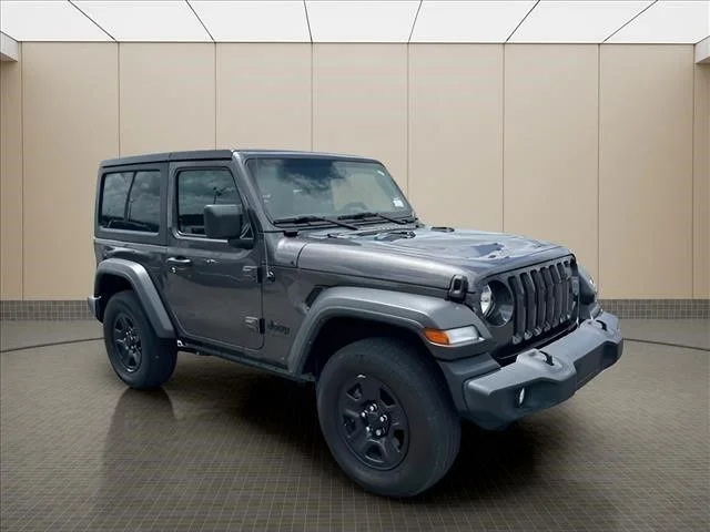 Used 2023 Gray Jeep Sport image 2