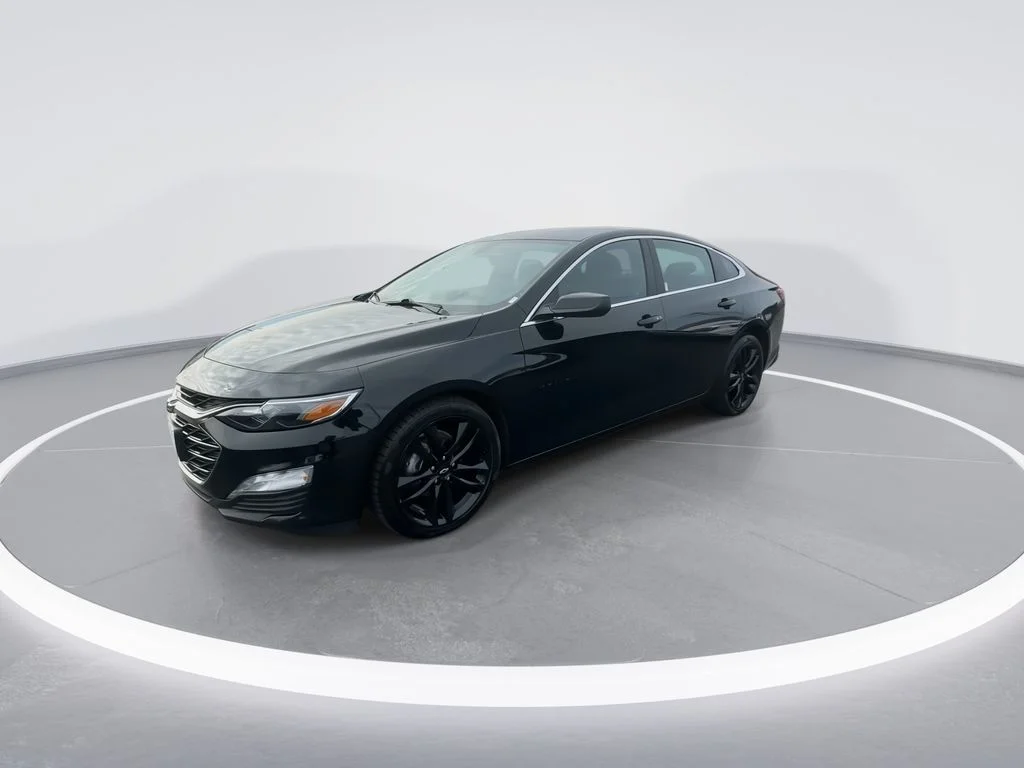Used 2024 Black Chevrolet LT image 4
