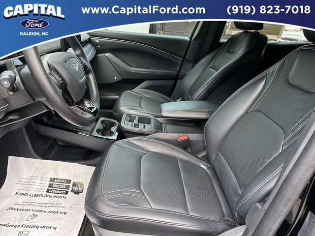 Used 2025 Black Ford Premium image 19