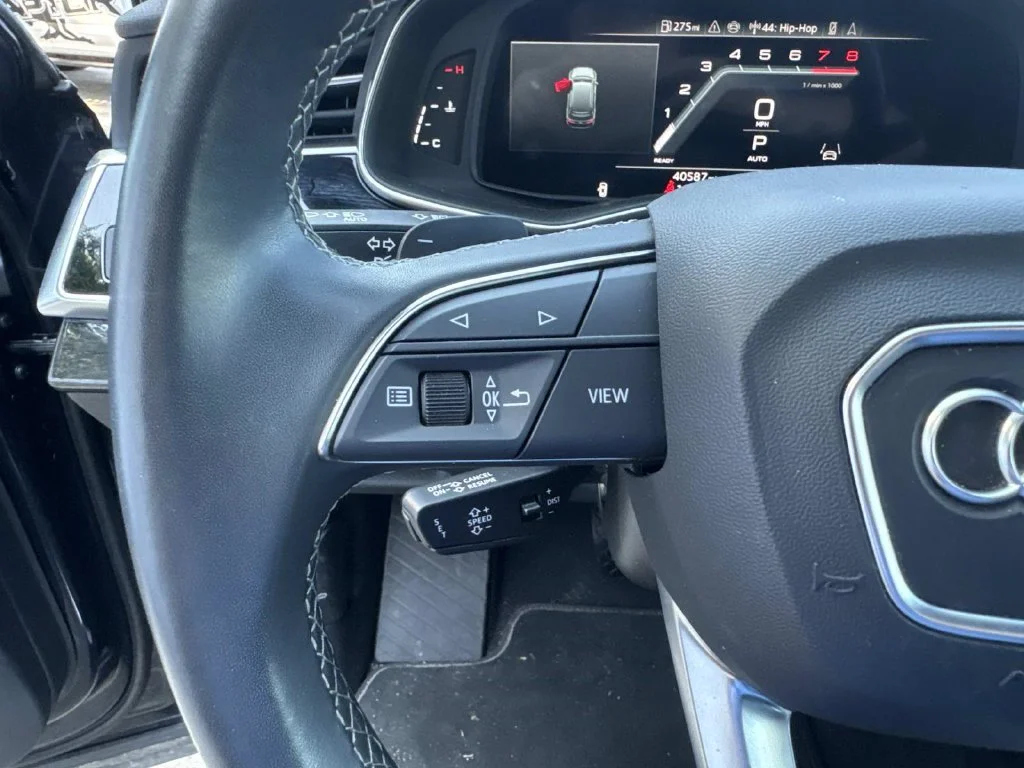 Used 2025 Black Audi 55 Premium Plus image 44
