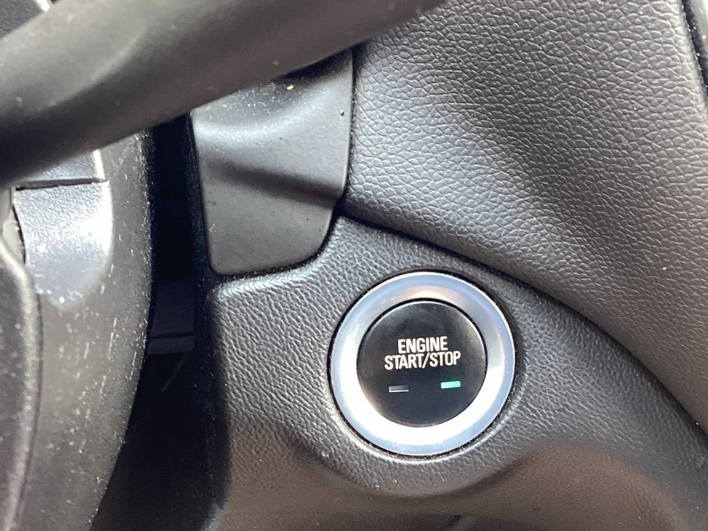 Used 2019 CAJUN RED TINTCOAT Chevrolet LT image 28