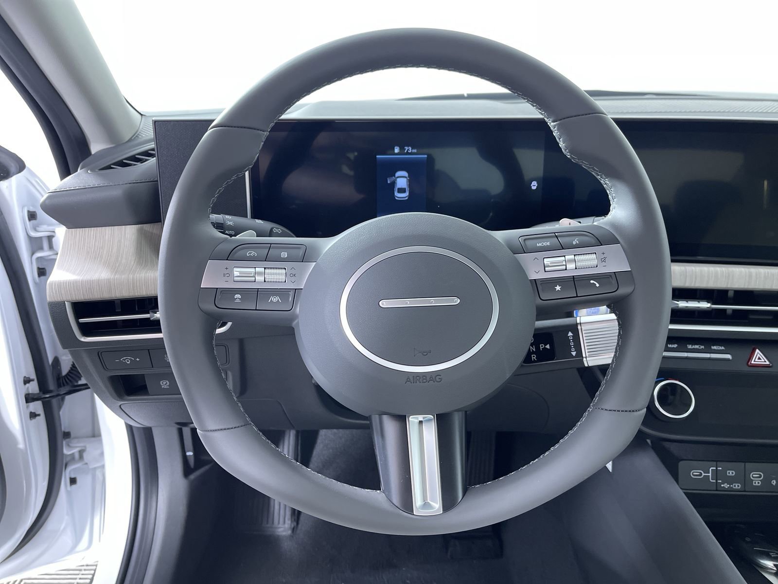 2025 Hyundai Sonata Hybrid SEL - Photo 17