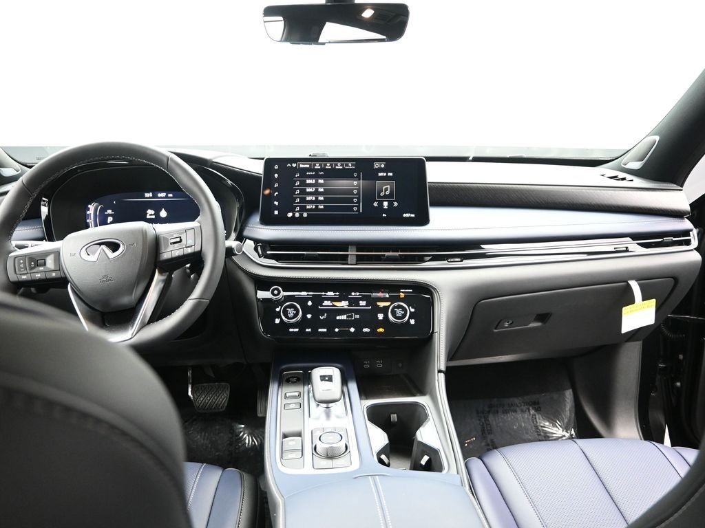 Used 2026 Black INFINITI SPORT image 18
