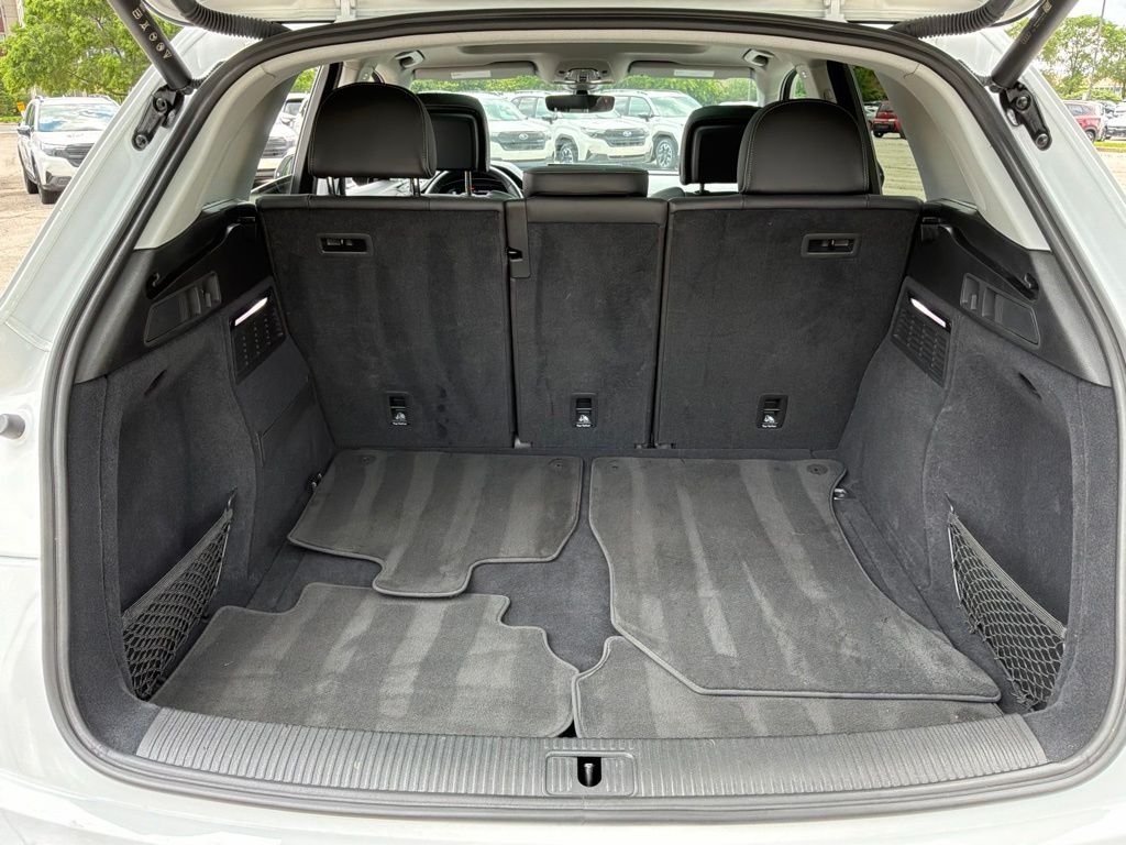 Used 2024  Audi 45 S line Premium image 27
