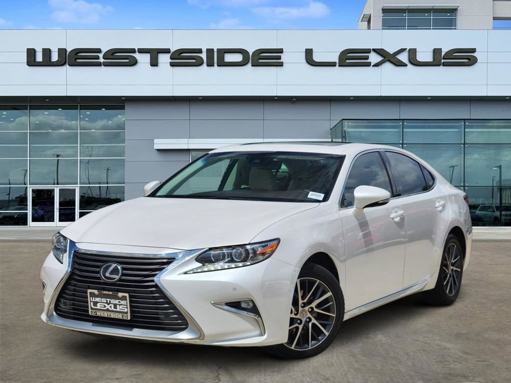 2017 Lexus ES 350 350's photo