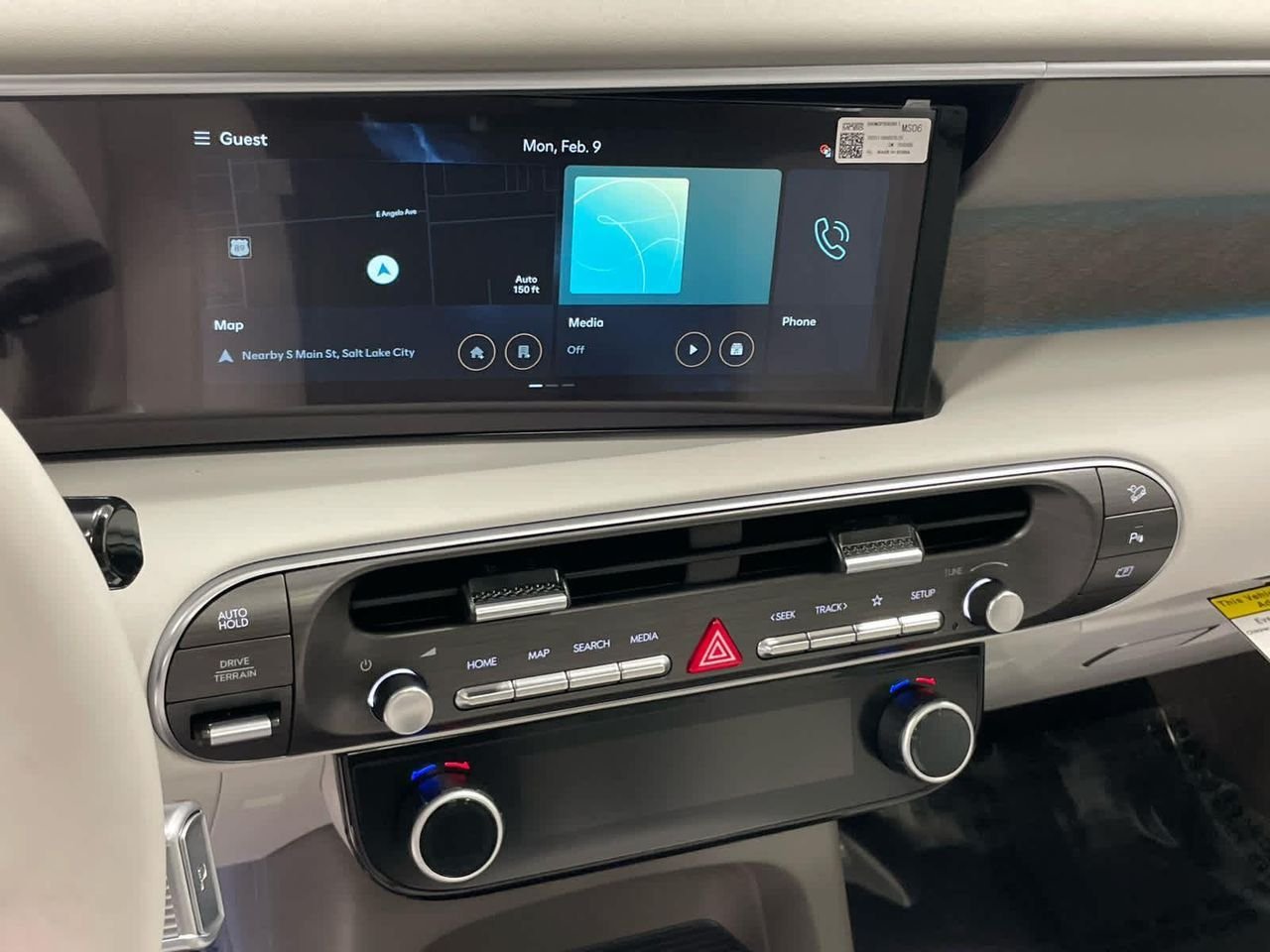 New 2026 Creamy White Pearl Hyundai SEL Premium AWD image 33