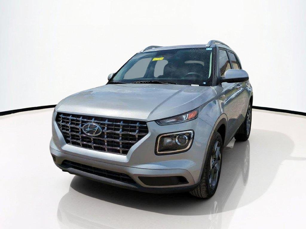 New 2026 Silver Hyundai SEL image 9
