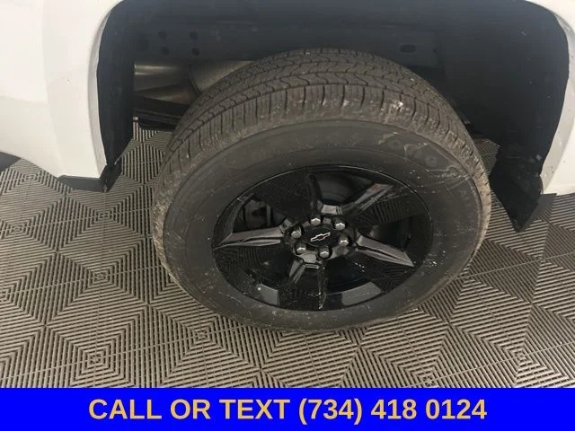 Used 2021 Summit White Chevrolet Work Truck image 38