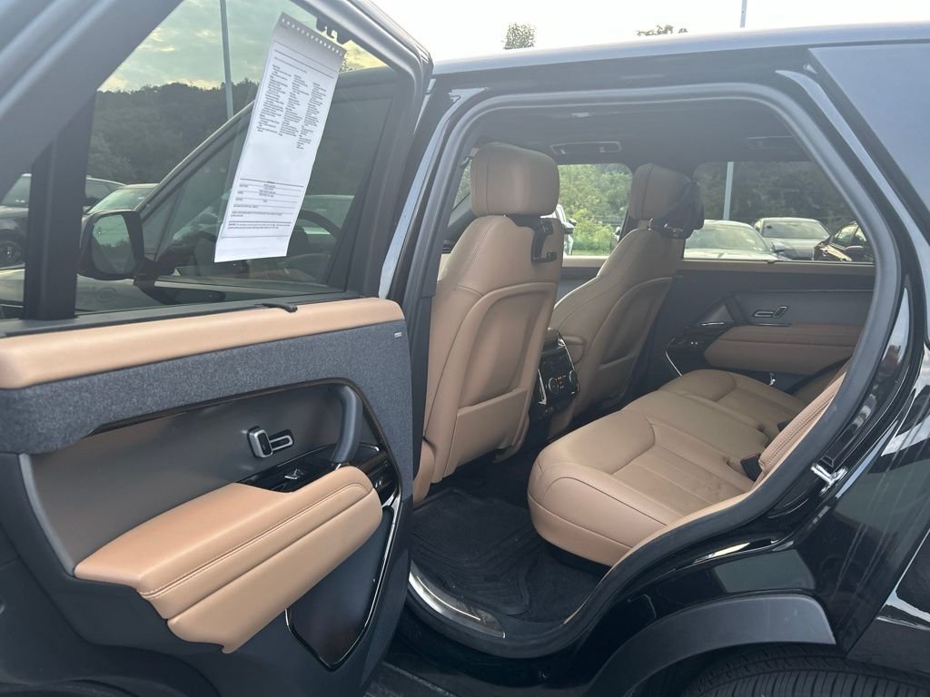 Certified Used 2025 Santorini Black Metallic Land Rover SE image 10