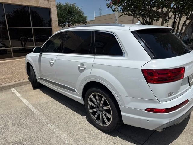 Used 2019  Audi 55 Prestige image 9