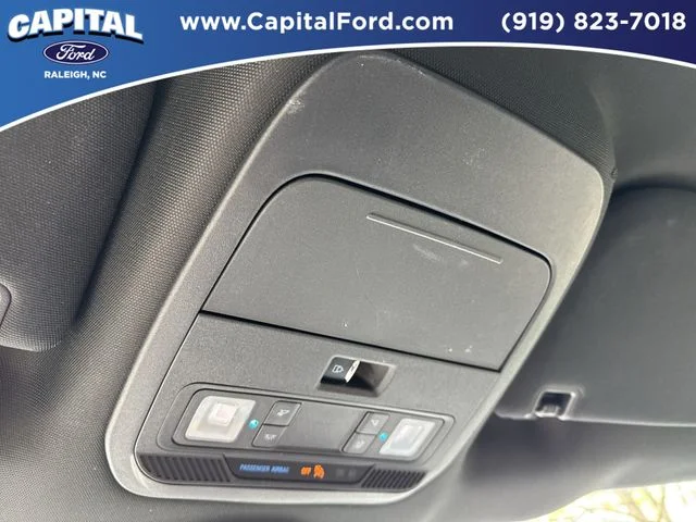 Used 2023 White Ford XLT image 33