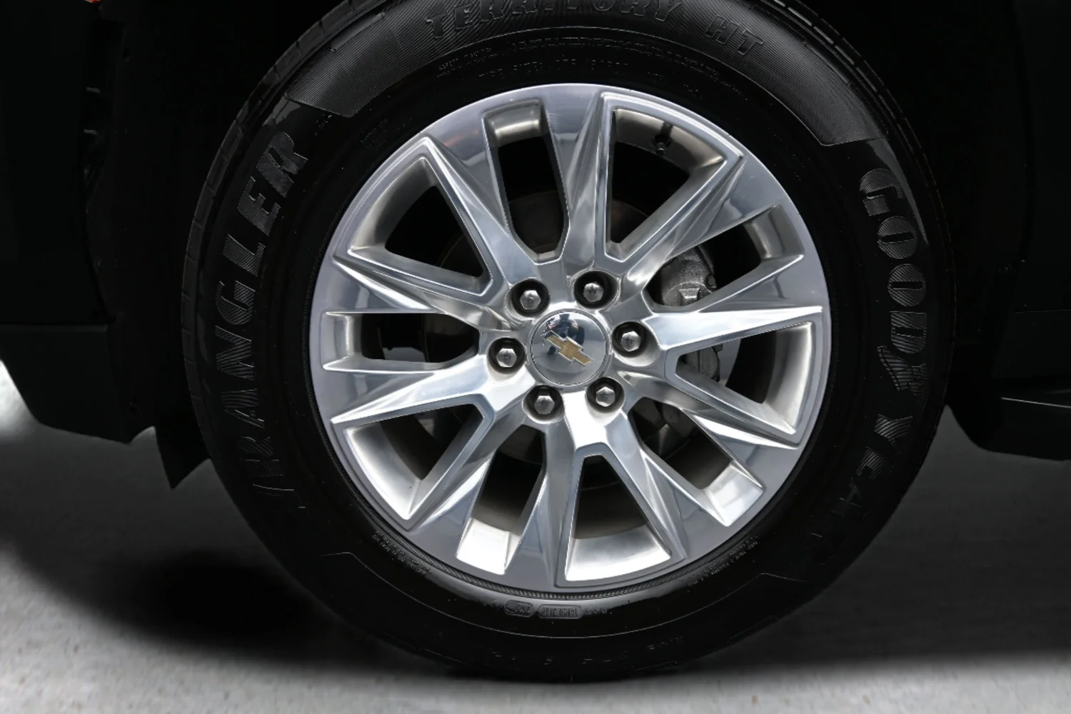 Used 2024 Black Chevrolet Premier image 26
