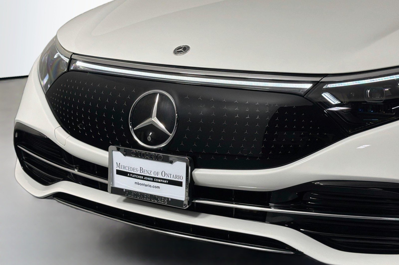 Certified Used 2023 Polar White Mercedes-Benz 450+ image 13