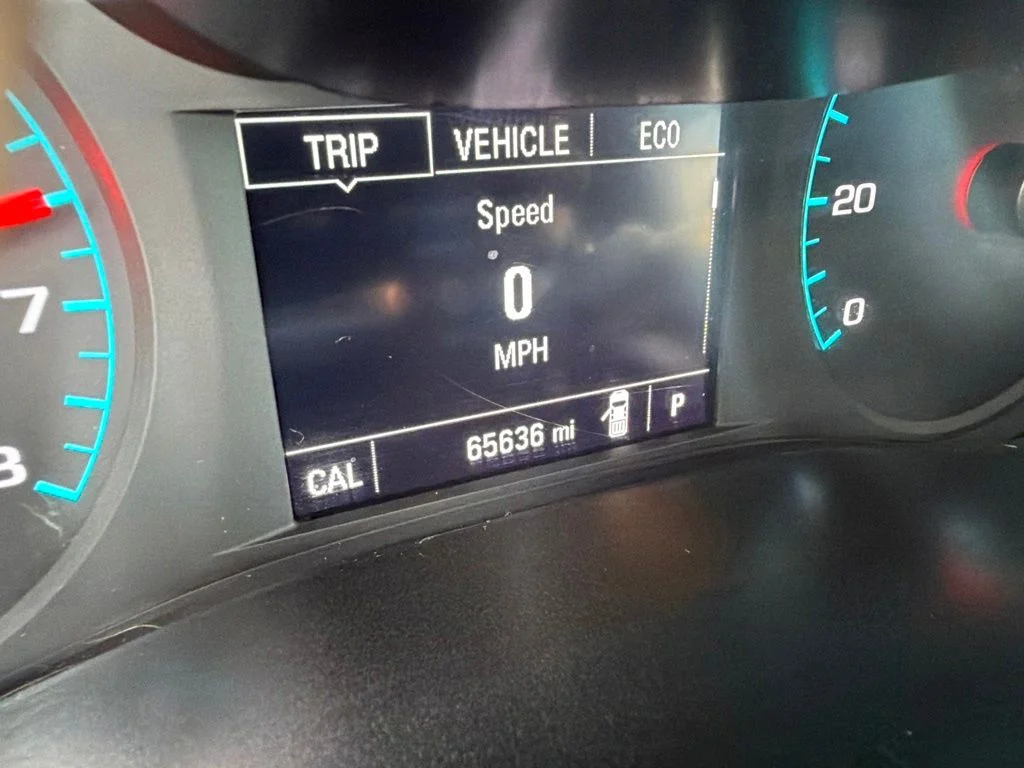 Used 2021 Gray Chevrolet LT image 17