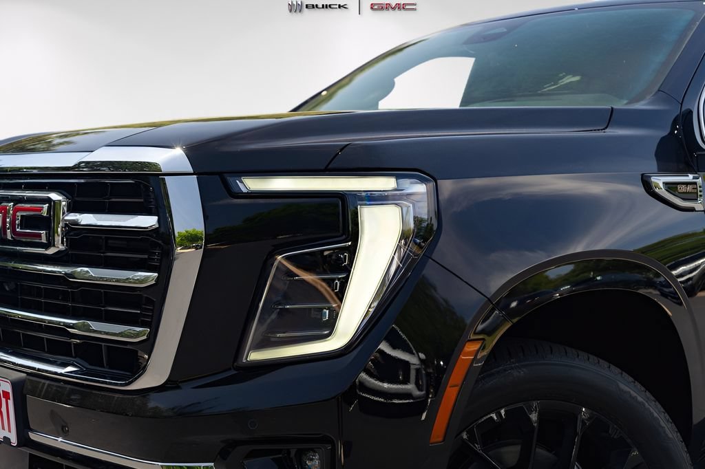 New 2026 Onyx Black GMC Elevation image 3