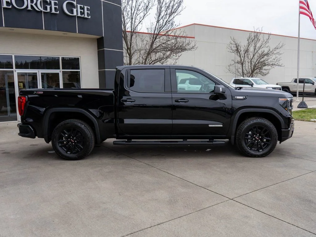 New 2026 Onyx Black GMC Elevation image 8