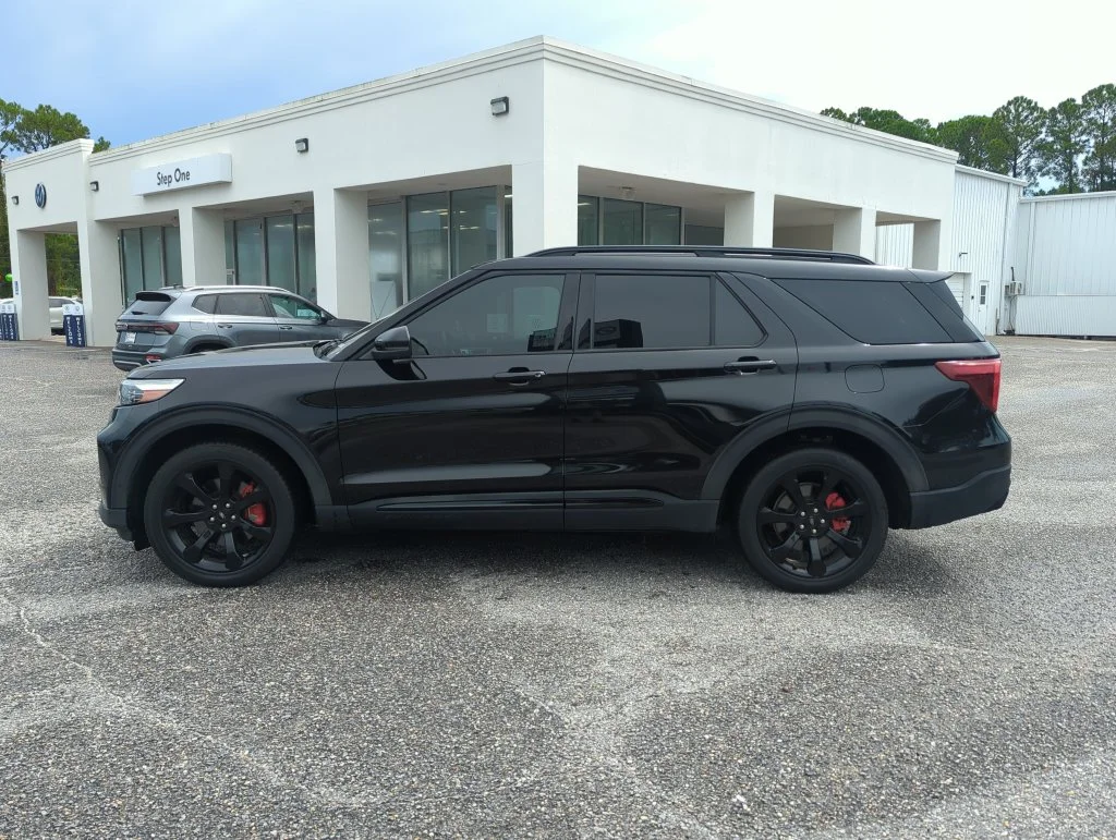 Used 2021 Black Ford ST image 4