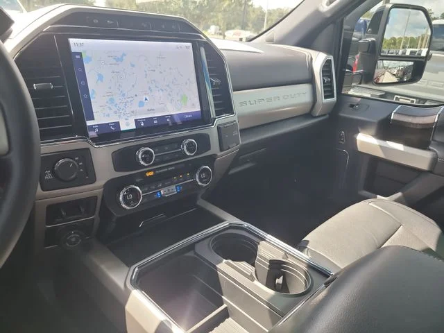 Used 2022 Red Ford Lariat image 22