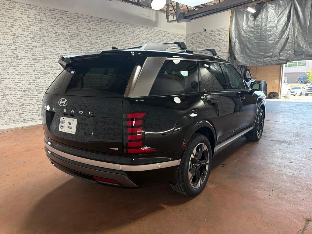 New 2027 Abyss Black Pearl Hyundai Calligraphy image 7