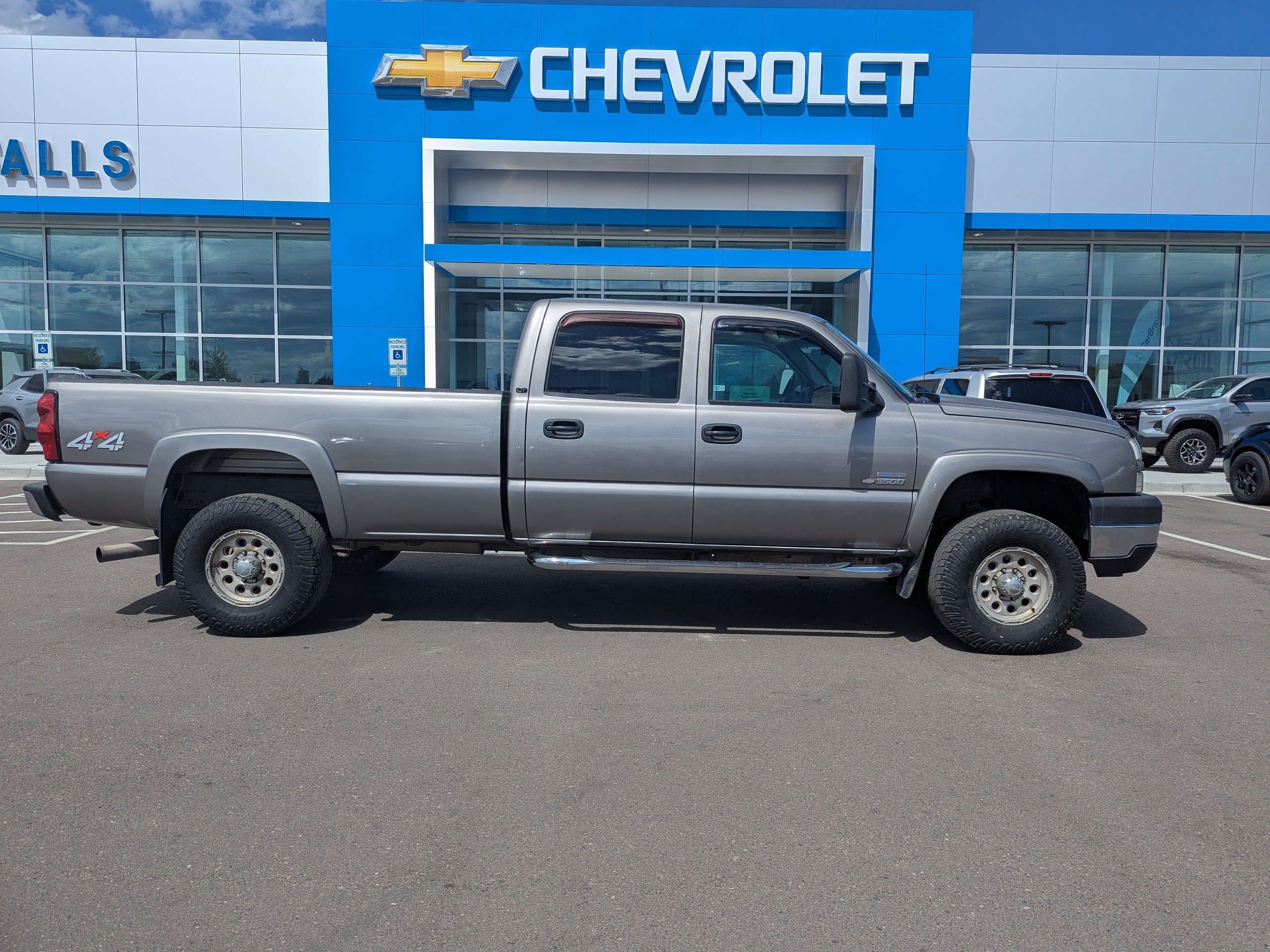 Used 2007 Graystone Metallic Chevrolet SRW LT3 image 29
