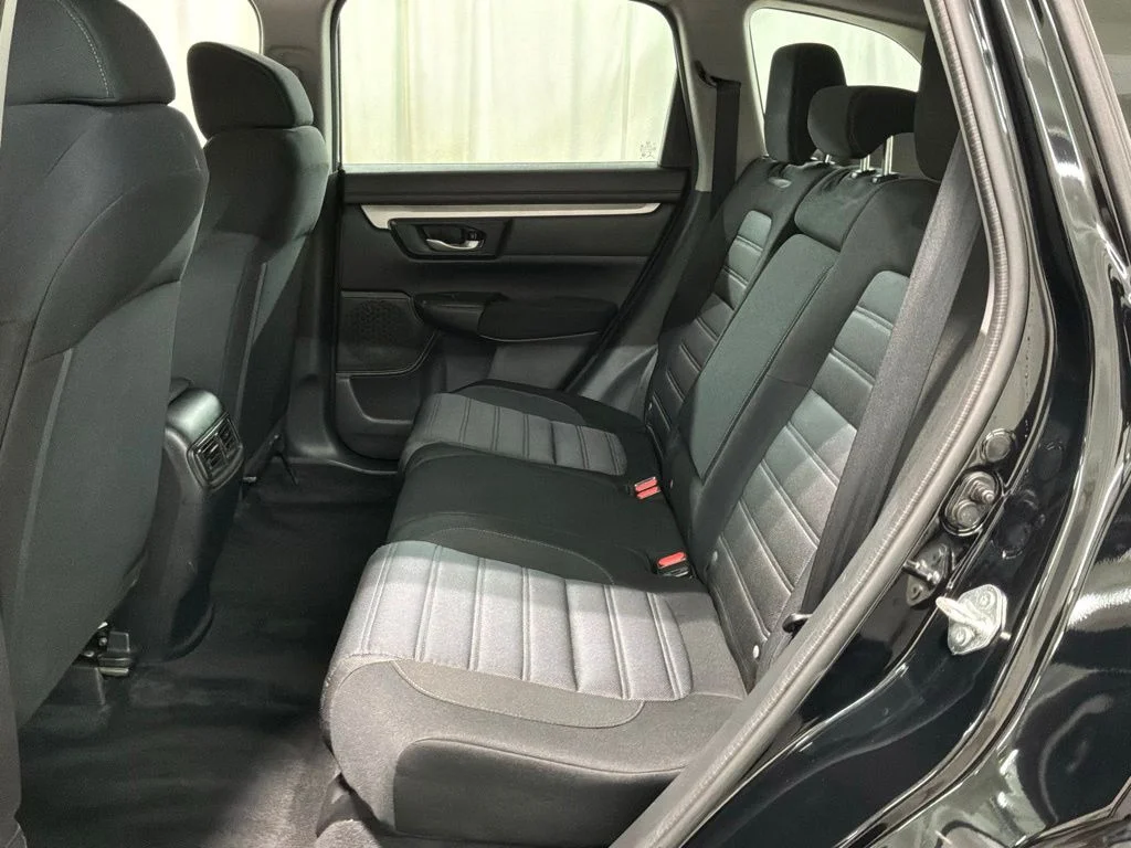 Certified Used 2021 Crystal Black Pearl Honda AWD SE image 22