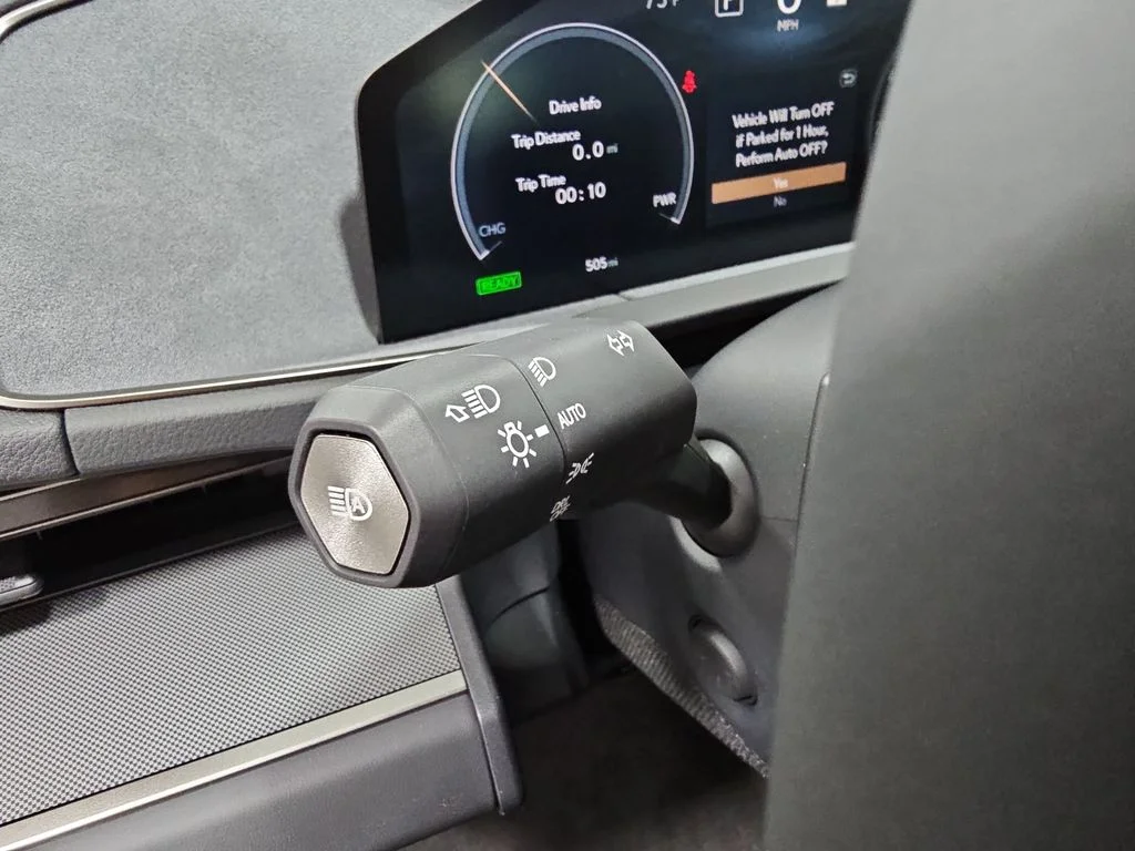 New 2026 Wavelength Lexus PREMIUM AWD image 25