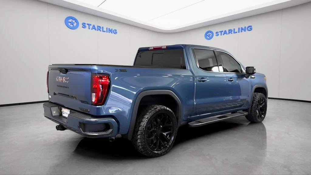 Used 2026 Downpour Metallic GMC Elevation image 10
