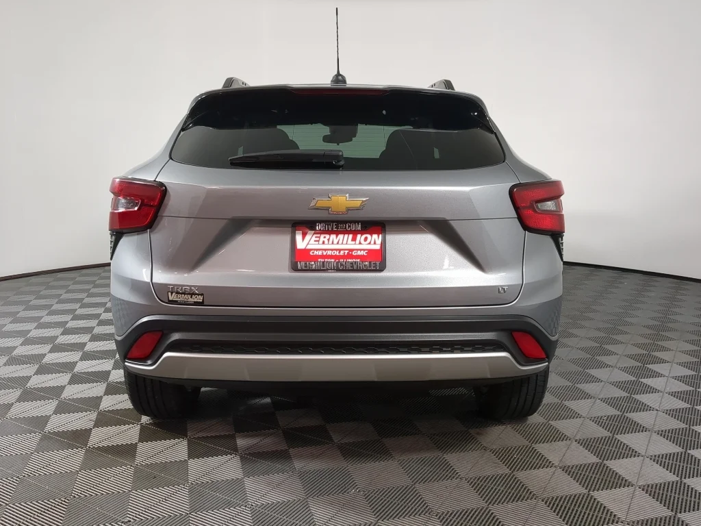 2025 Chevrolet Trax LT - Photo 7