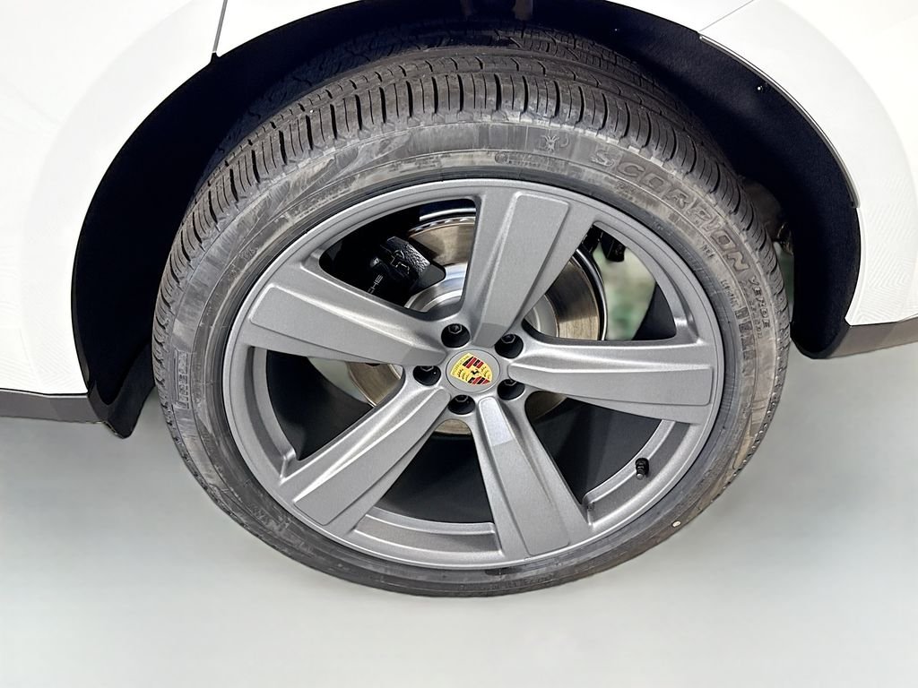 Used 2026 White Porsche  image 32
