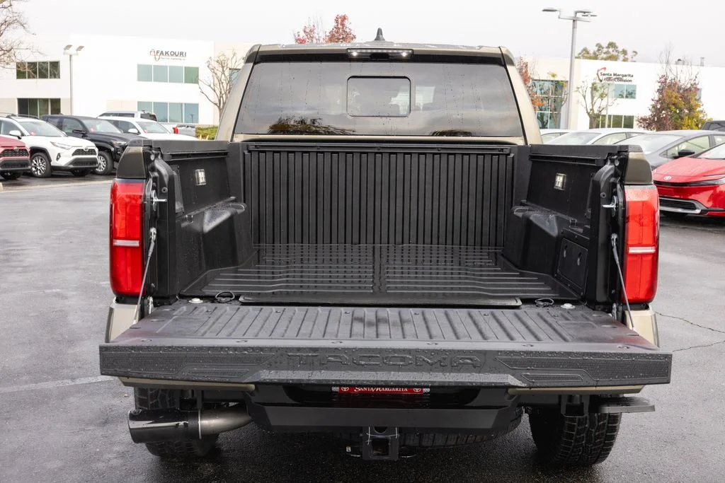 2026 Toyota Tacoma TRD Off Road - Photo 8