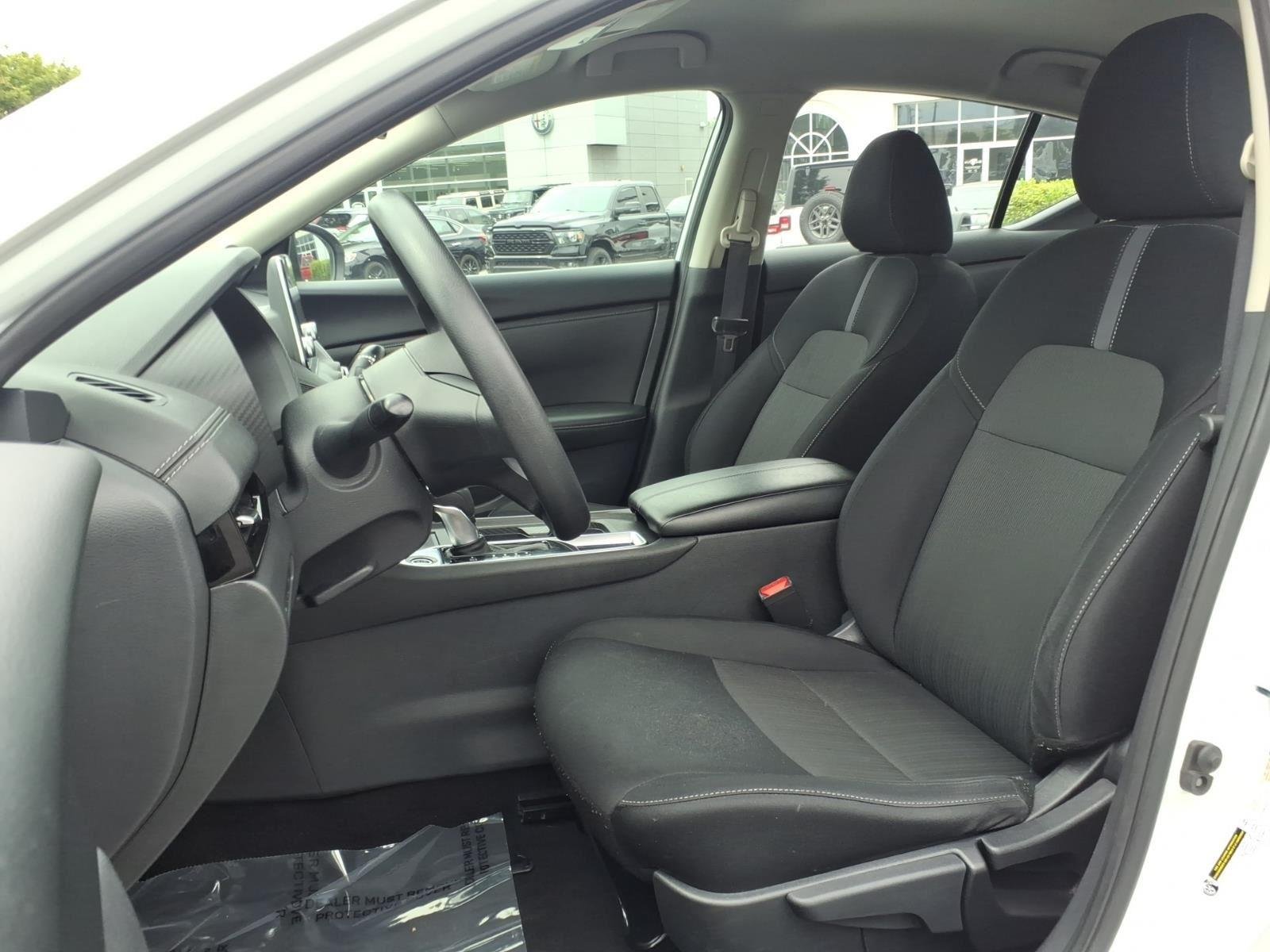 Used 2024 Fresh Powder Nissan SV image 17