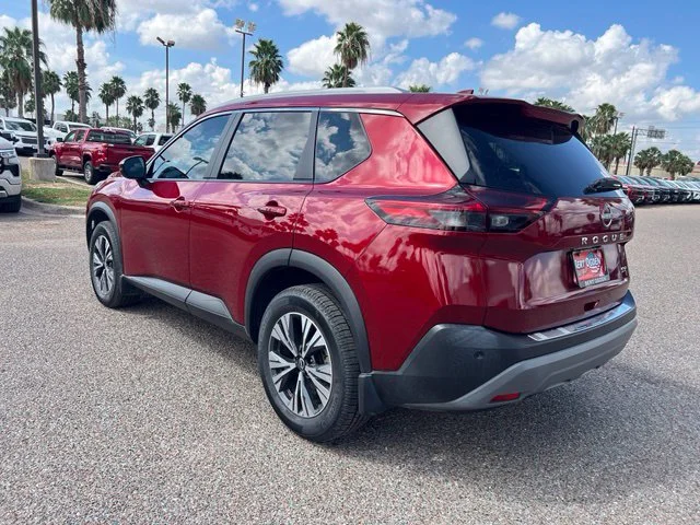 Used 2022 Red Nissan SV image 5