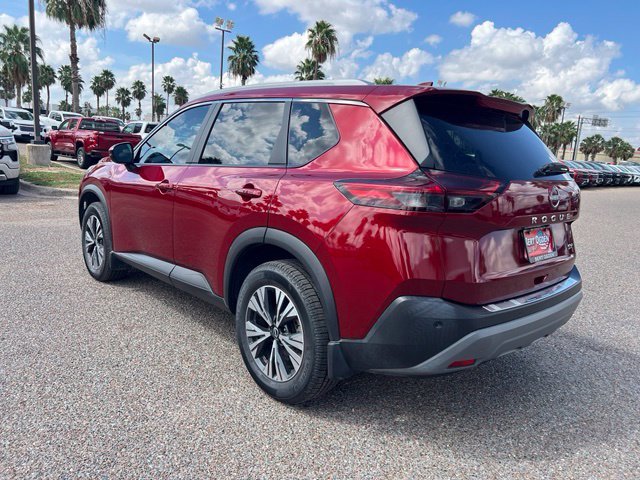 Used 2022 Red Nissan SV image 5