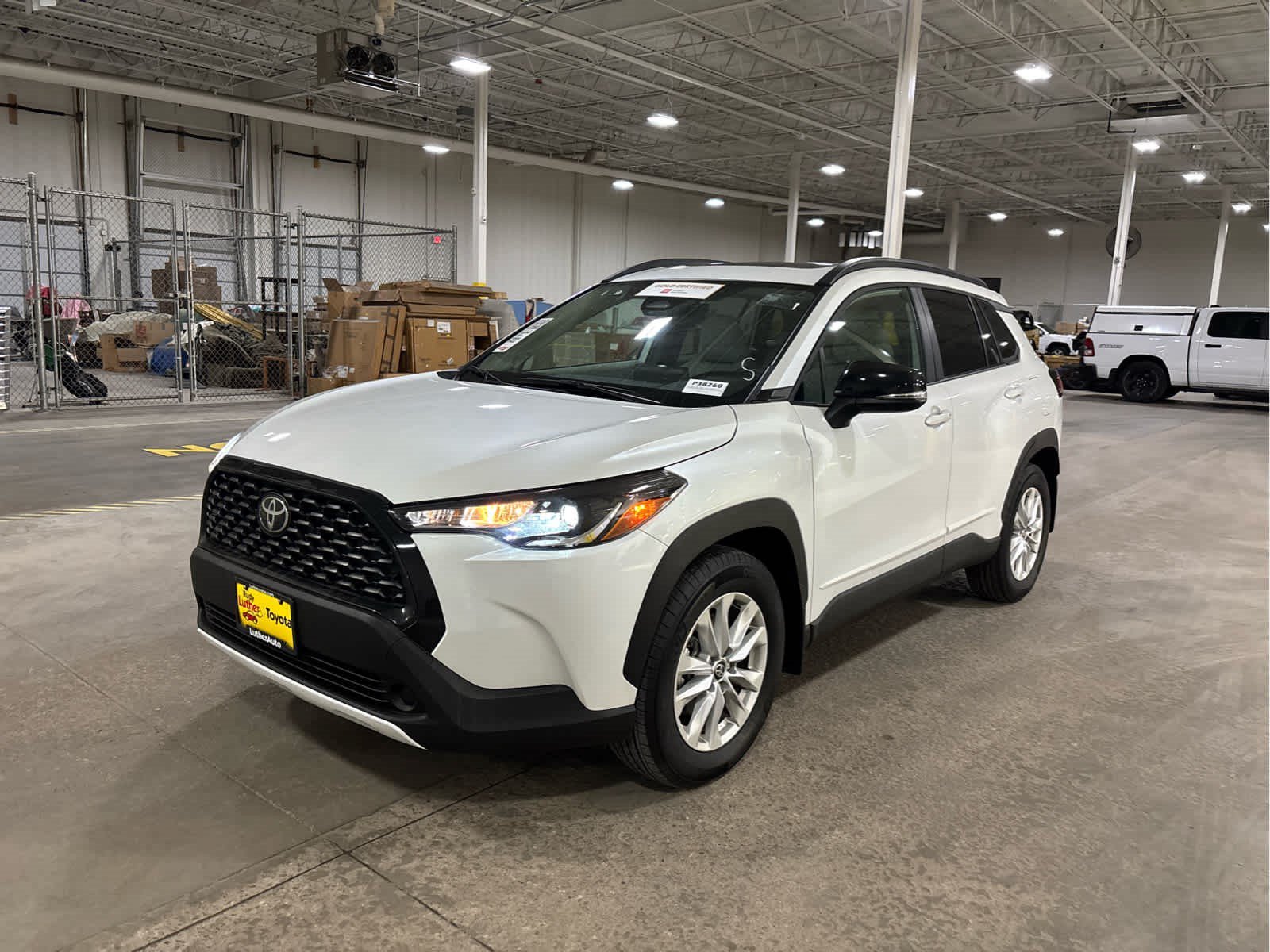 Used 2025 Wind Chill Pearl Toyota LE image 3