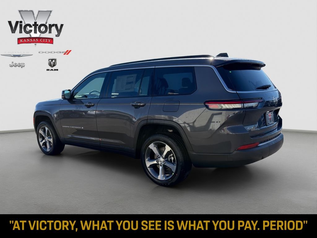 New 2026 Baltic Gray Metallic Clear-Coat Exterior Paint Jeep Limited image 5