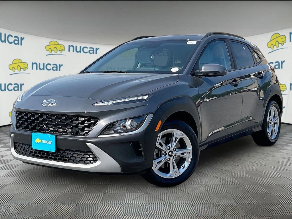 Used 2023 Gray Hyundai SEL image 3
