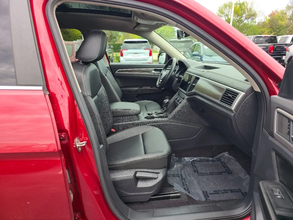 2019 Volkswagen Atlas SE w/Tech - Photo 26
