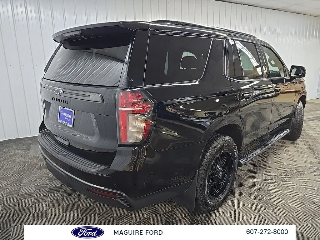 Used 2021 Black Chevrolet Z71 image 12