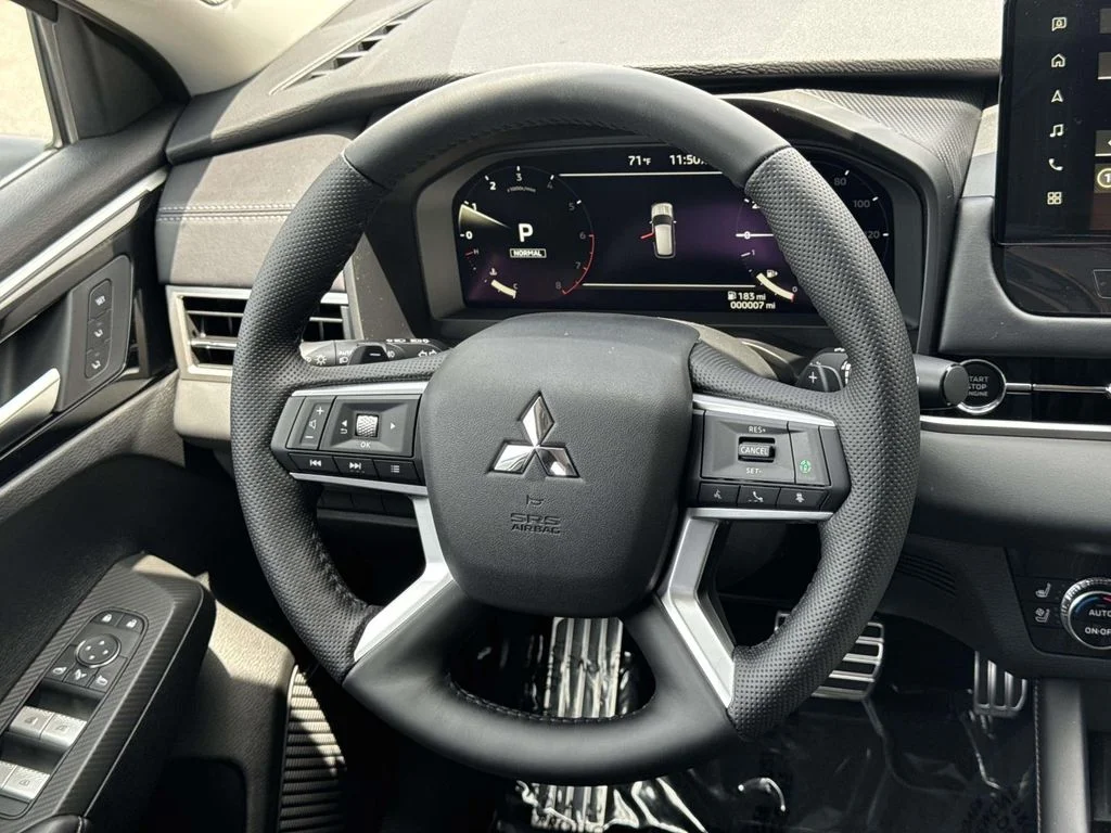 2026 Mitsubishi Outlander SE - Photo 10