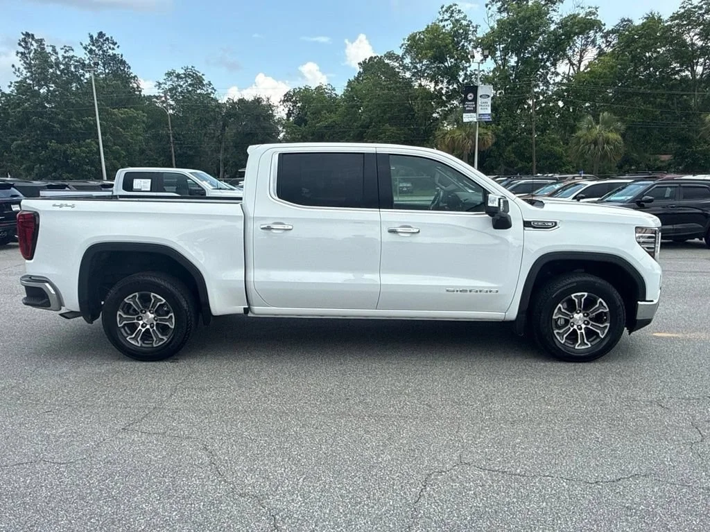 Used 2026 Summit White GMC SLT image 4