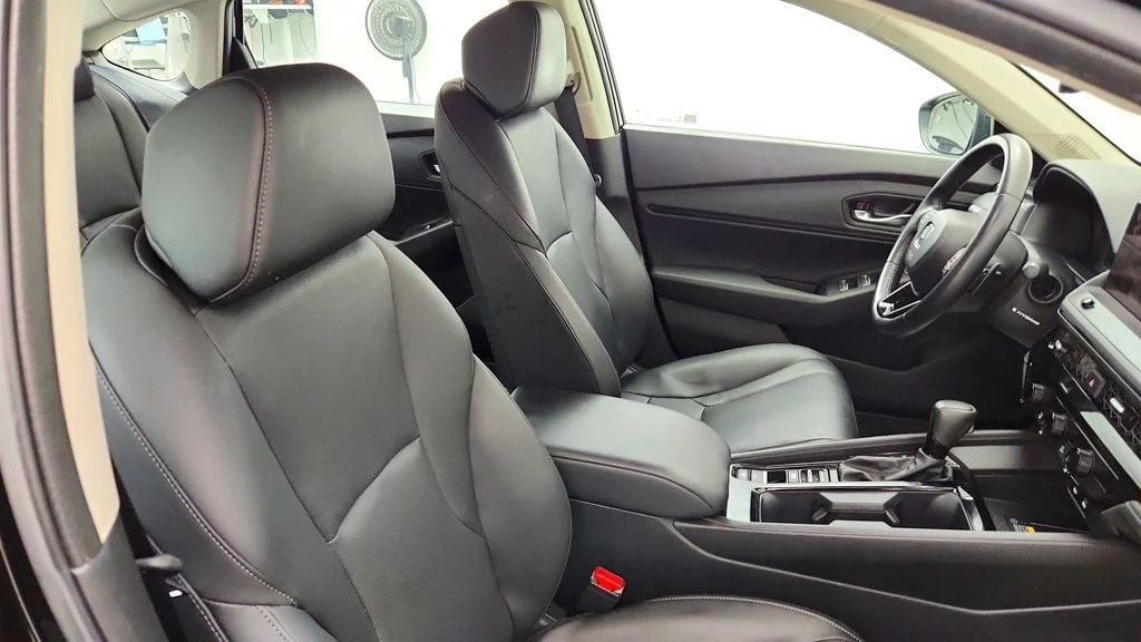 Used 2025 Crystal Black Pearl Honda EX-L Sedan image 22