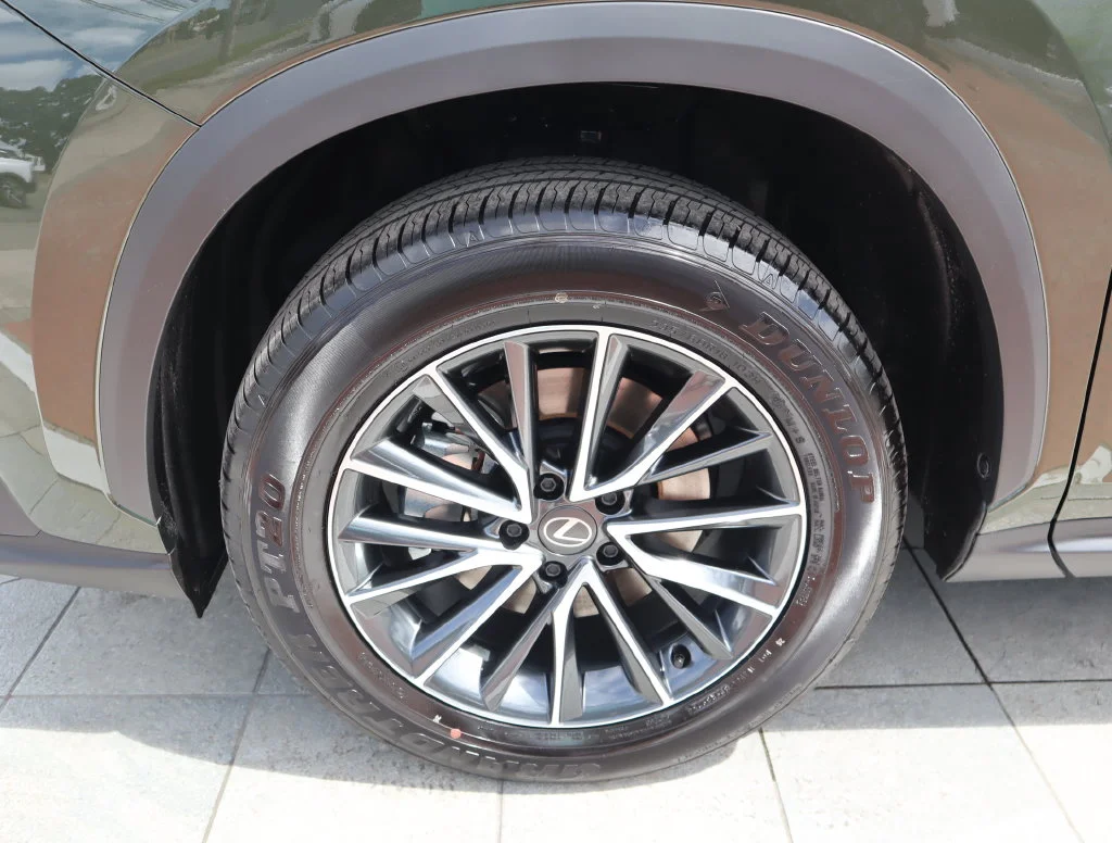 New 2026  Lexus 350h Base image 9