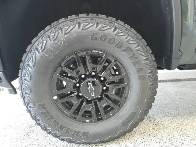 2026 Chevrolet Silverado 2500 HD ZR2 - Photo 29