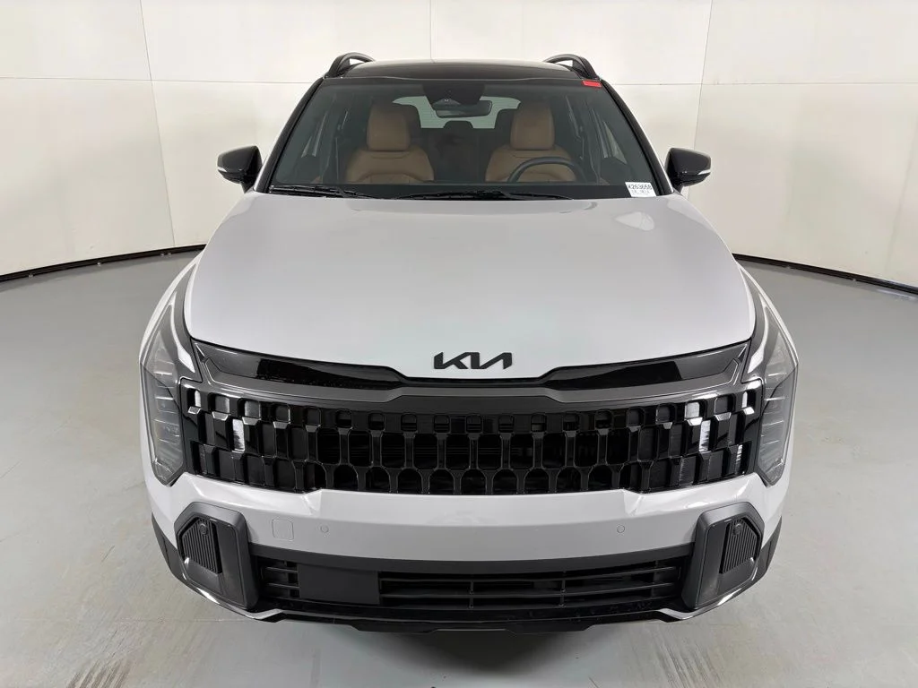 New 2026 Wolf Gray Kia X-Line image 4