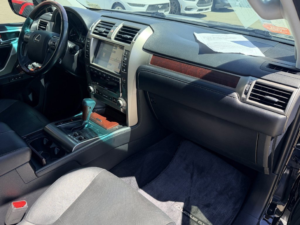 Used 2018 Onyx Black Lexus 460 image 9