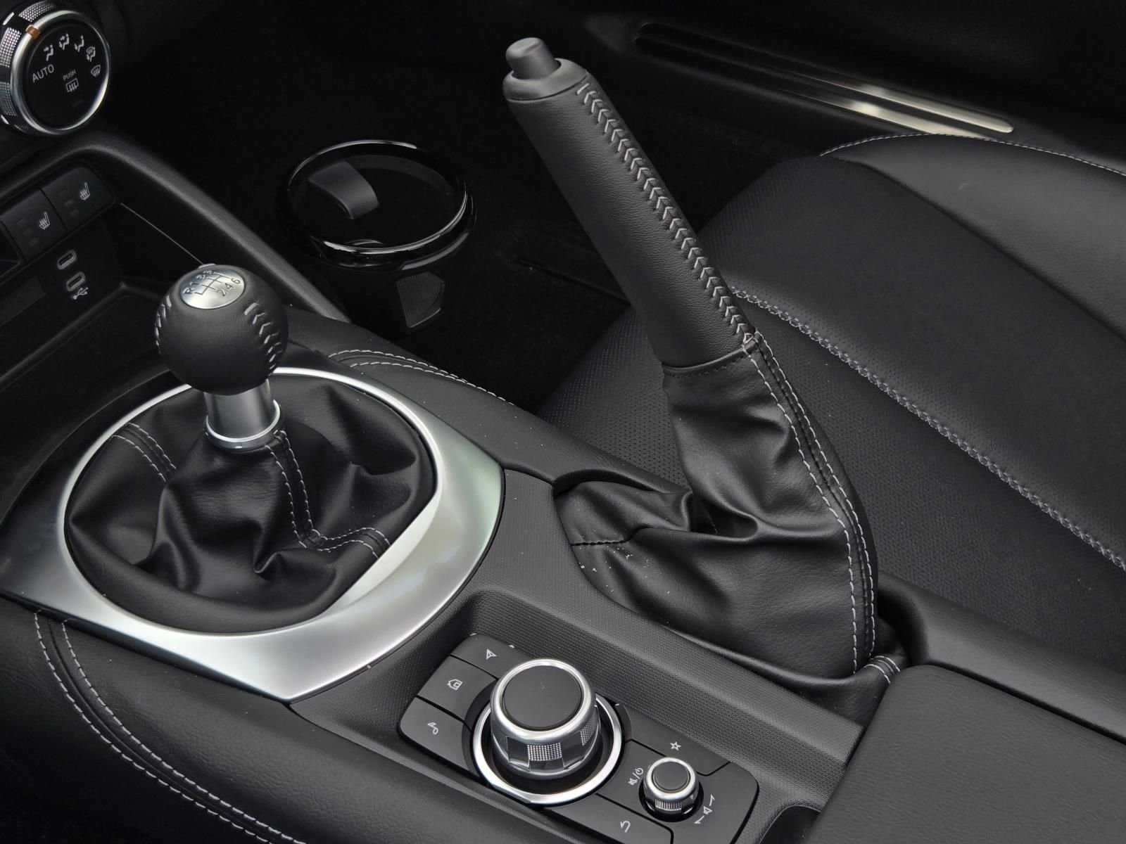 2026 Mazda MX-5 Miata RF Grand Touring - Photo 21